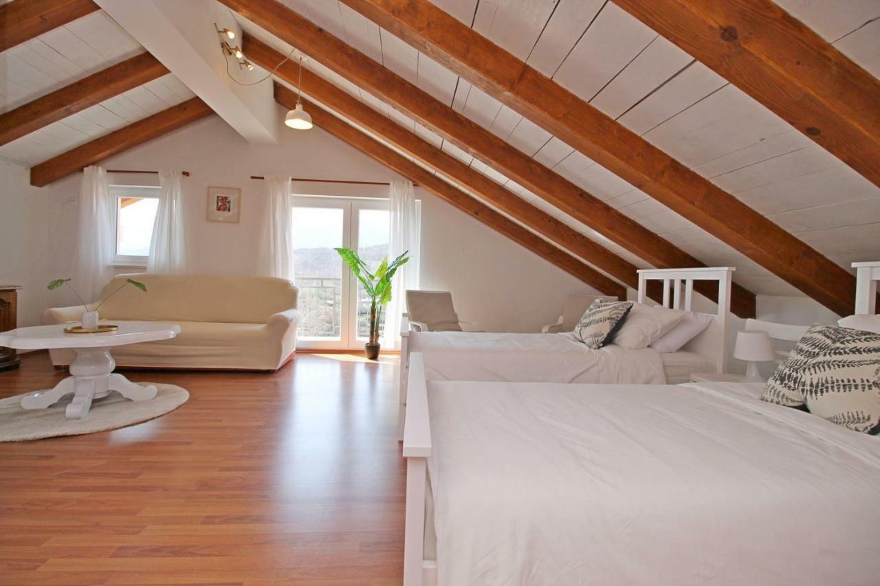 Villa Remusic Pool, Whirlpool, Sauna,4 Bedrooms, Amazing Landscape Smolonje Exteriör bild